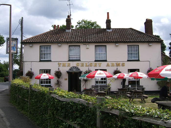 Selsey Arms pub, Coolham